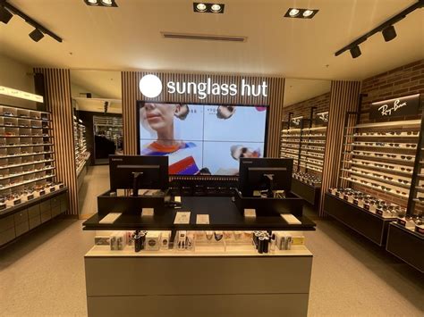 Sunglass Hut Frankston in Frankston, VIC 3199 .